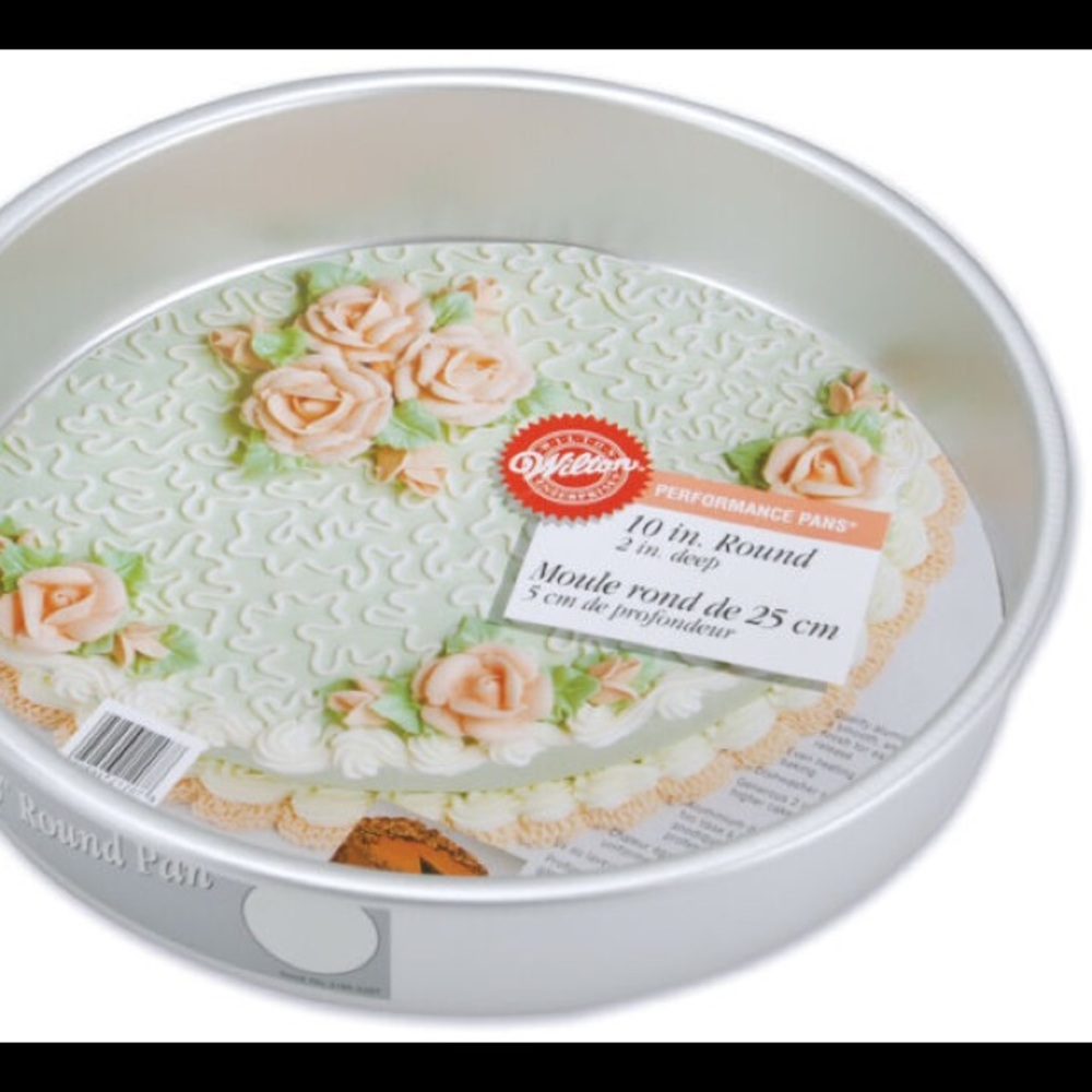 Wilton Performance Aluminum Round 10" Cake Pans 2